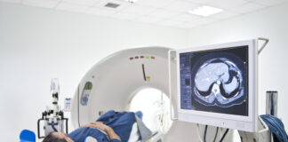 The Difference Between X-ray and MRI Readings of Spinal Disorders