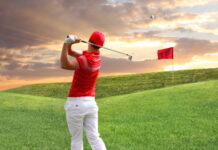 How to Treat Rib Fracture From a Golf Swing