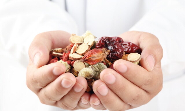 Fangfeng Tongsheng San: Clearing Heat, Toxins, and Metabolic Excess